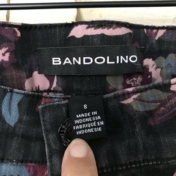 Bandolino Women's Black Floral Denim Straight Leg Jeans Size 8 Boho Cottage - Picture 6 of 11